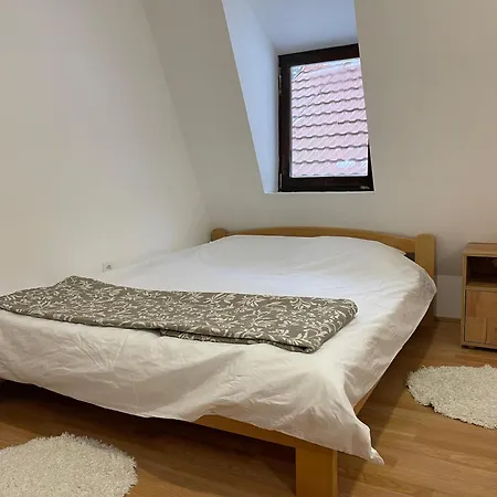 Lodge Sumor Sume - Tara 2 Kaludjerske Bare